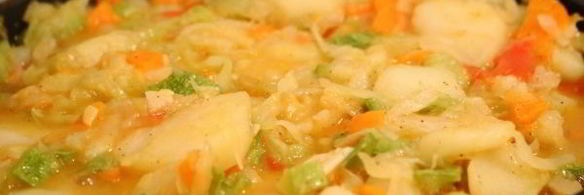 овощное рагу из кабачков, картошки и капусты