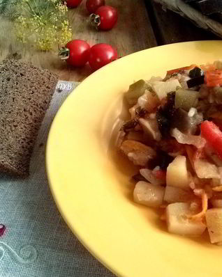 Овощное рагу с баклажанами и кабачками