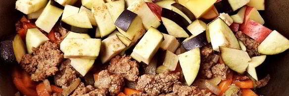 овощное рагу с фаршем и кабачками