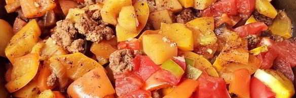 овощное рагу с фаршем и кабачками