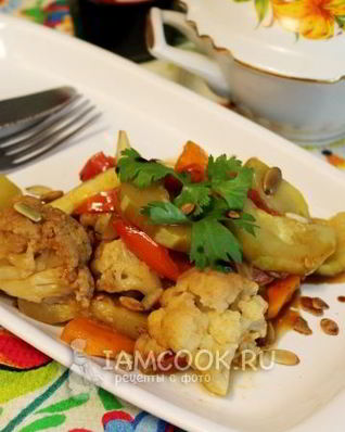 Овощное рагу с цветной капустой и кабачками