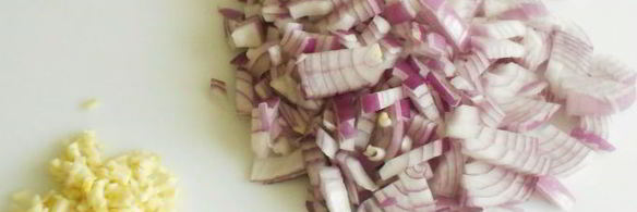 рагу из баранины с зернами граната и картофельным гарниром