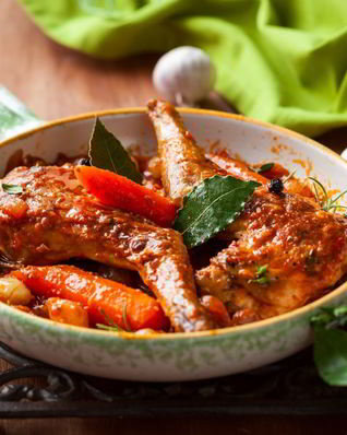 Рагу из кролика со сливами