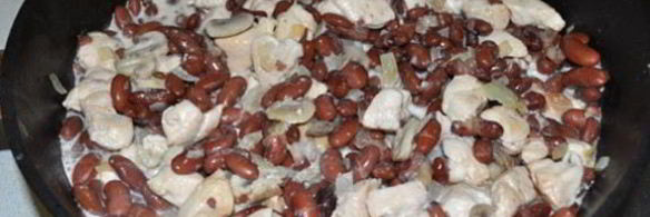 рагу из курицы с фасолью и грибами