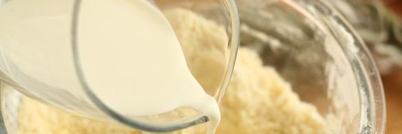 рагу из курицы с овощами и сырными булочками