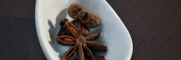 рагу из репы со свининой, яблоками и изюмом