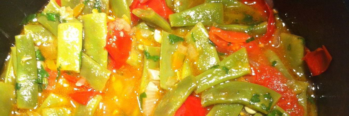 Рагу из свежей зеленой фасоли