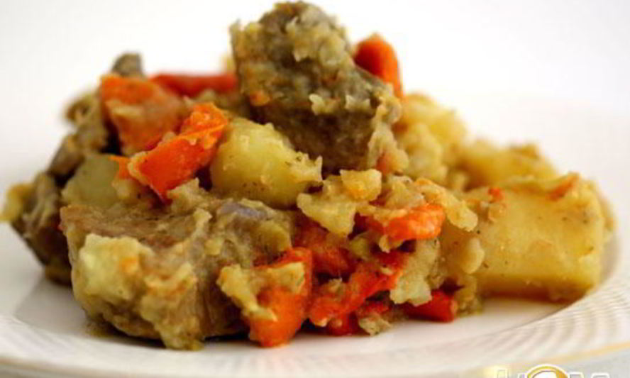 Рецепт рагу из телятины с овощами в мультиварке