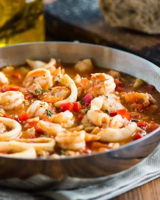 Рагу из трески и морепродуктов