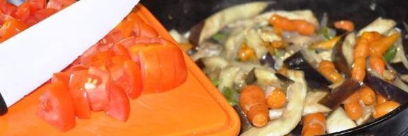 рагу с кешью и мини-морковью