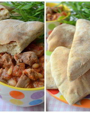 Цельнозерновые сметанные треугольники с аппетитным рагу из индейки