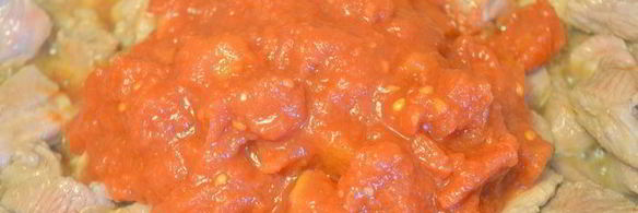 цельнозерновые сметанные треугольники с аппетитным рагу из индейки