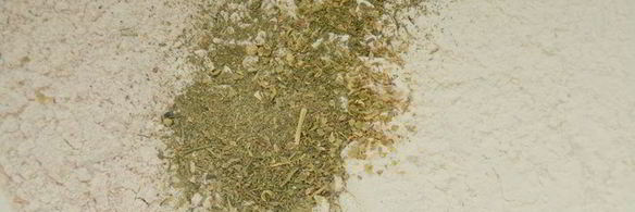 цельнозерновые сметанные треугольники с аппетитным рагу из индейки