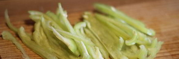 рисовая лапша с креветками в соусе терияки