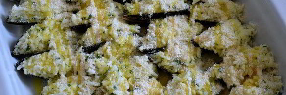 фаршированные мидии, запеченные под картофельной корочкой