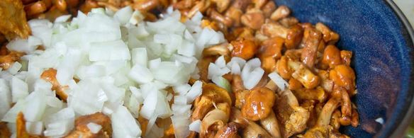 кальмары, фаршированные грибами,