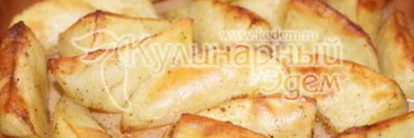 камбала с картофелем и соусом