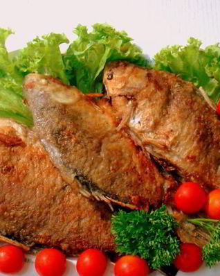 Карась на сковороде