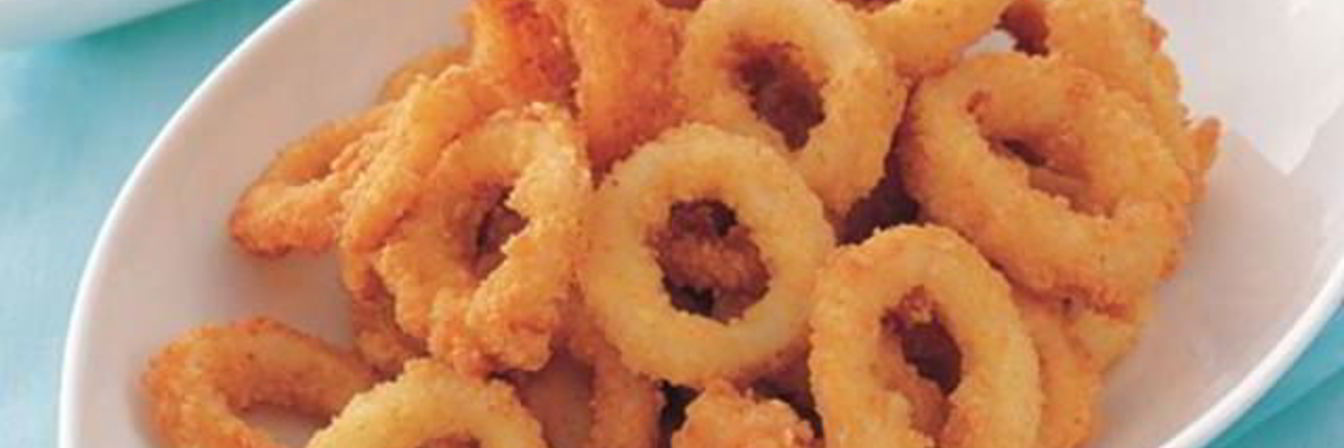 Хрустящие жареные колечки кальмара