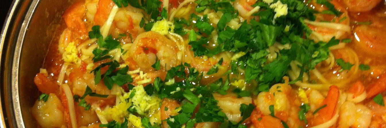 Креветки в томатном соусе