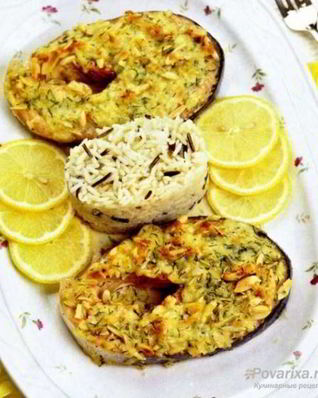 Лосось в миндально-сырной корочке