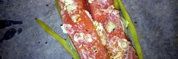 лосось, запеченный со спаржевой фасолью