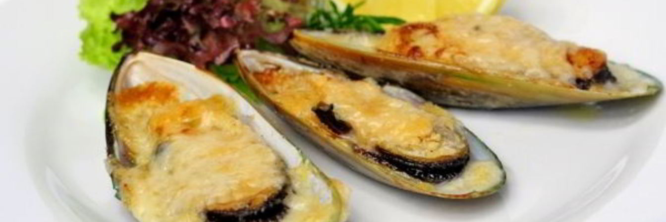 Мидии запеченные с сыром