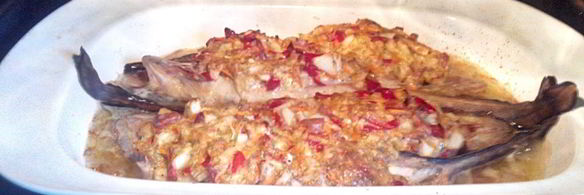 налим запеченный с болгарским перцем и овощами