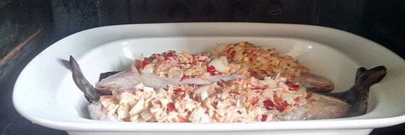 налим запеченный с болгарским перцем и овощами