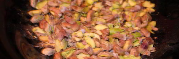 рыба с орешками в гламурных мешочках