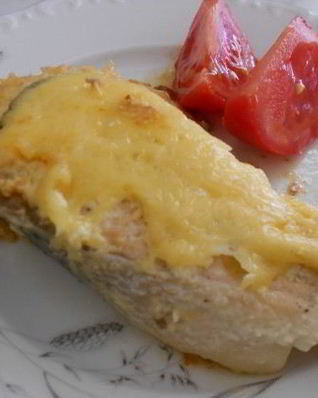 Рыба в мультиварке со сметаной