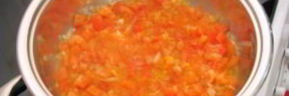 рыба в томатном соусе с оливками