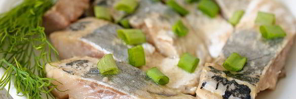 сельдь в маринаде с пятью пряностями