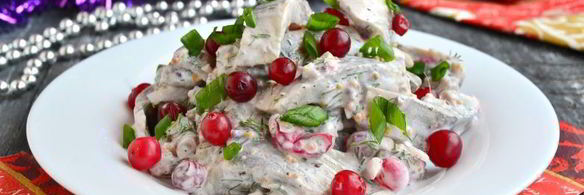 сельдь в сметанно-клюквенном соусе