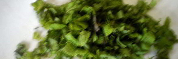 треска с клубничной сальсой