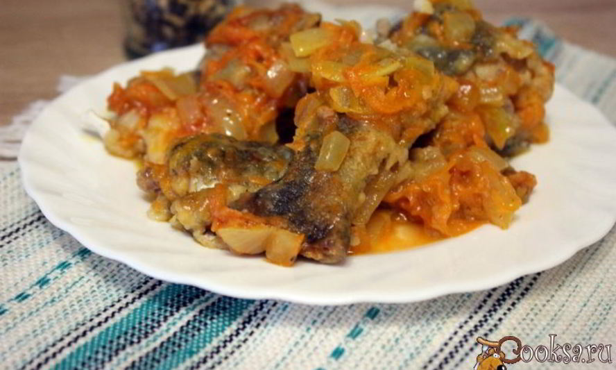 Рецепт трески с овощами в томатном соусе