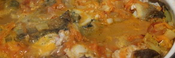 треска с овощами в томатном соусе