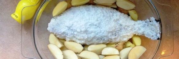 запеченная дорада в морской соли