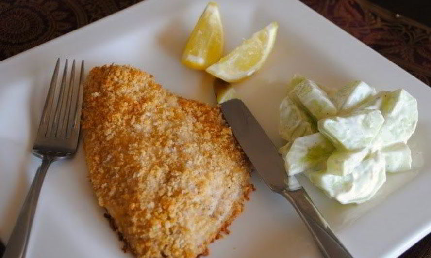 Рецепт запеченной трески в панировке из грецких орехов с лимоном и пармезаном