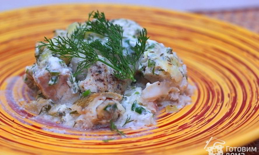 Рецепт запеченного судака со сметаной