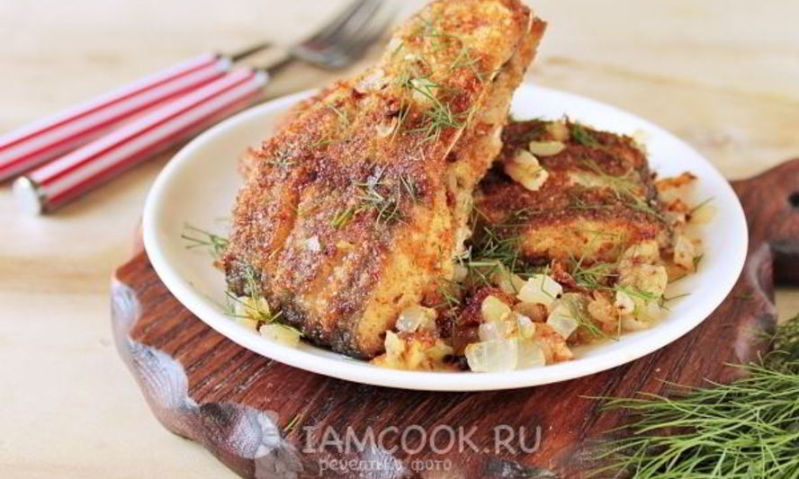 Рецепт жареного леща с луком