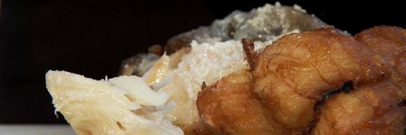 зубатка с овощным соусом и желтым рисом