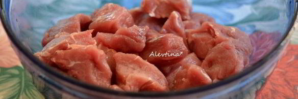 индонезийский свиной шашлык