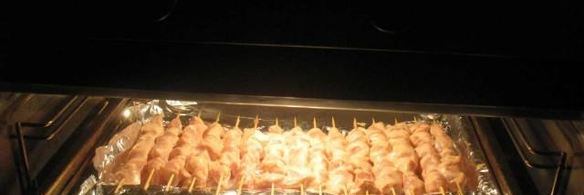 куриный шашлык в духовке на шпажках