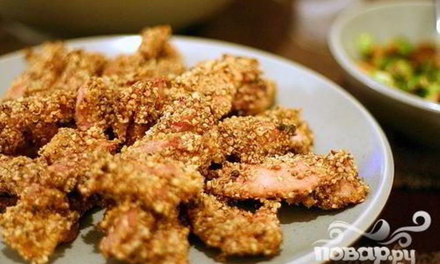 Рецепт куриного шашлыка в панировке с салатом