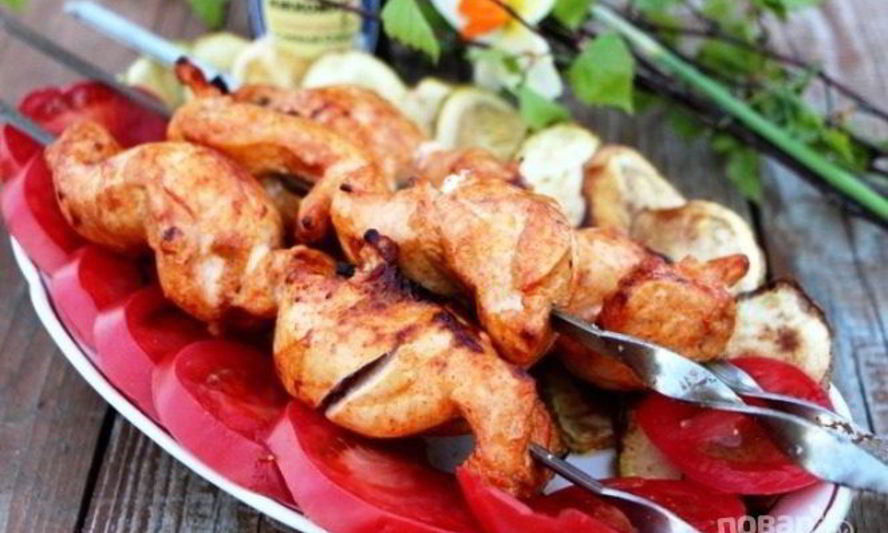 Рецепт куриного шашлыка в томатном соусе