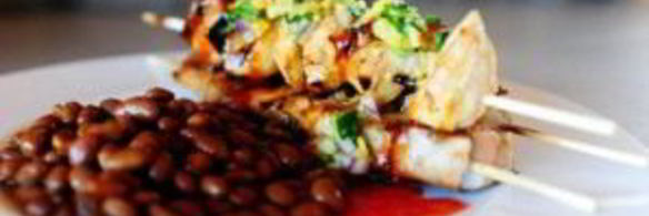 куриные шашлычки с ананасовой сальсой