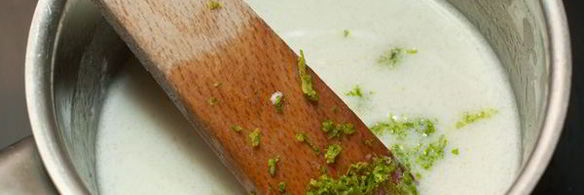 шашлычки из гребешков и креветок