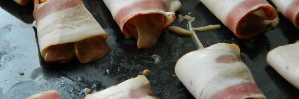 шашлычки из печени с беконом и овощами