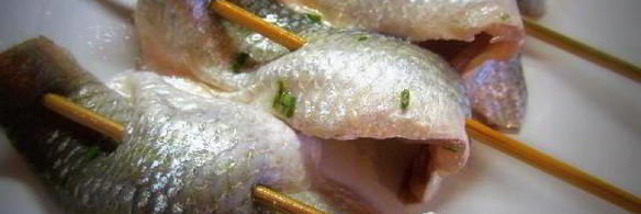 шашлычки из рыбы с медом и розмарином